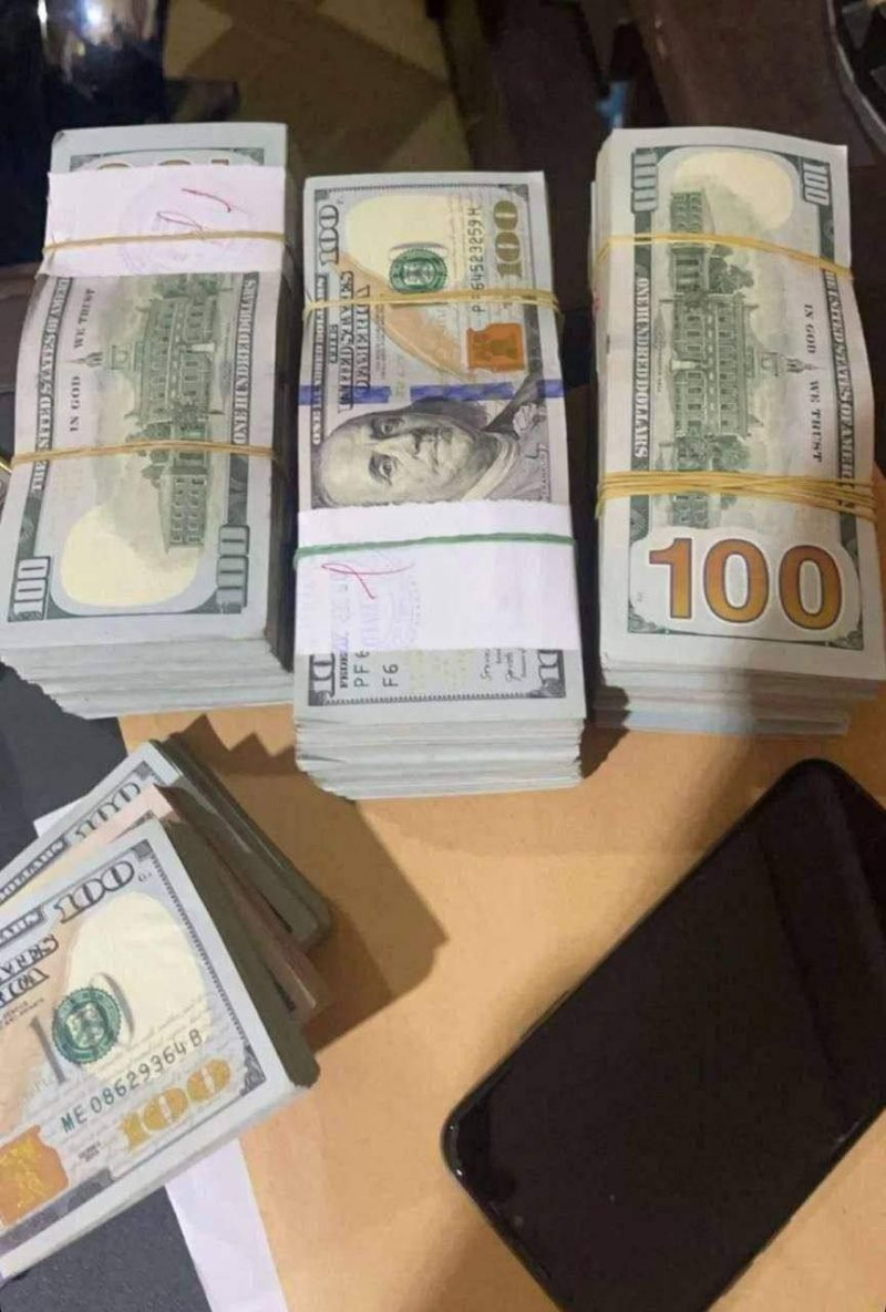 6000 USD fake notes